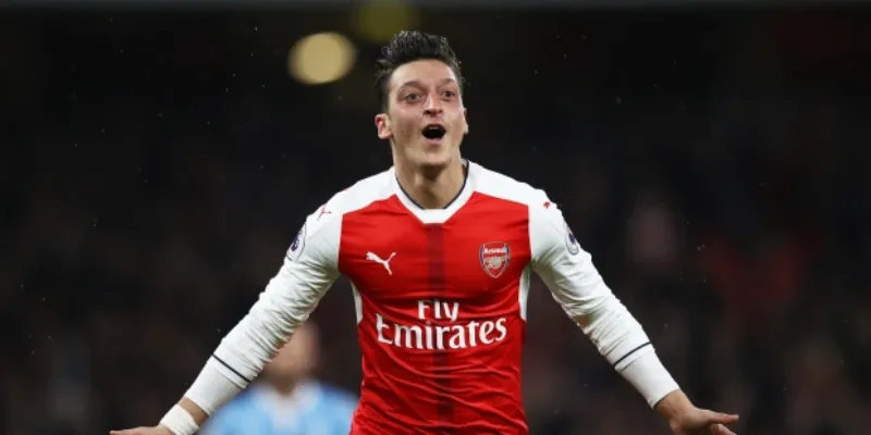 Tiểu Sử Cầu Thủ Ozil: Huyền thoại Arsenal