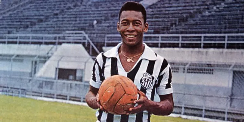 Tiểu Sử Cầu Thủ Pele: Những năm tháng tại Santos FC