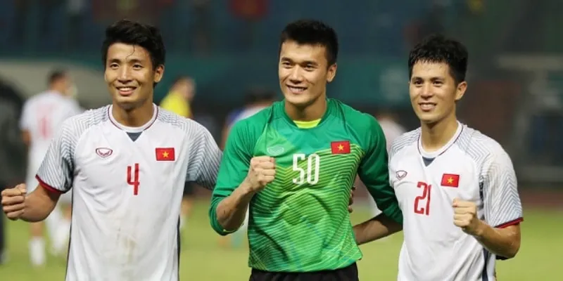 Tiểu Sử Bùi Tiến Dũng: Sự nghiệp câu lạc bộ rực rỡ