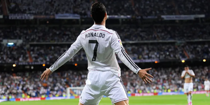 Tiểu Sử Của Cristiano Ronaldo: Rực rỡ tại Manchester United