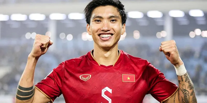 Tiểu Sử Đoàn Văn Hậu: Từ U19 đến đội tuyển quốc gia