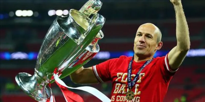 Tiểu Sử Robben: Thử Thách và Khẳng Định Bản Thân Ở Châu Âu