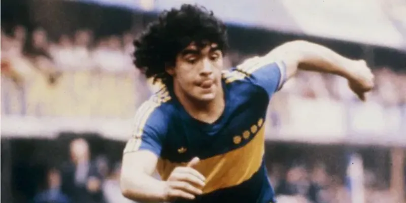 Tiểu Sử Của Maradona: Tuổi thơ nghèo khó và tài năng xuất chúng